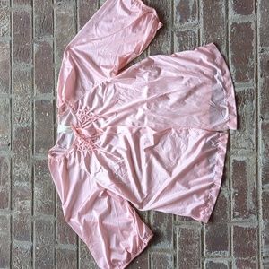 Vintage Pink Nylon Smocked Raglan Sleeve Bed Jacket
